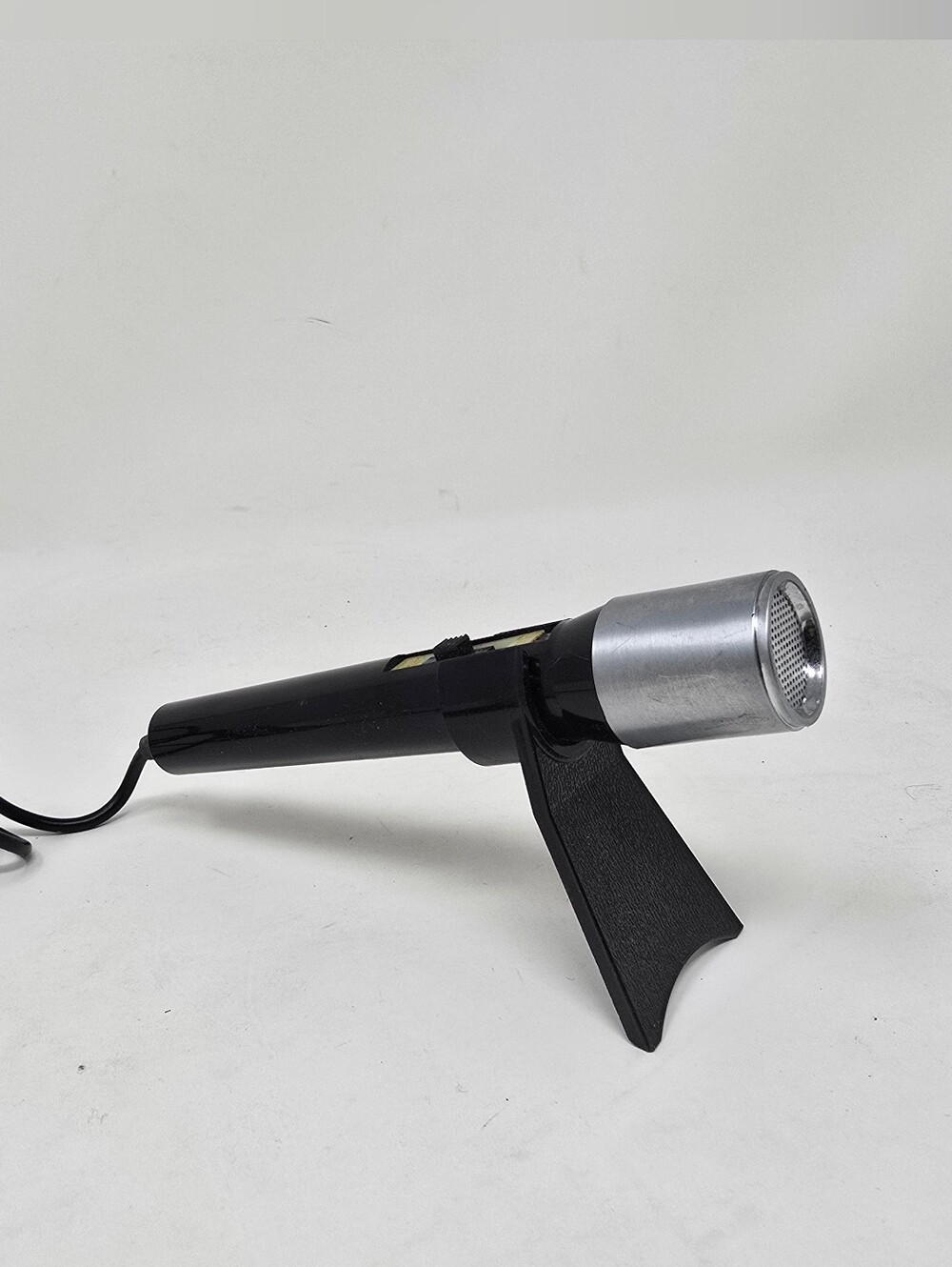 Vintage 70s Japan Microphone with Stand MS-37 Akai?